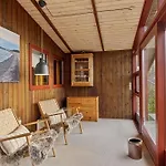 Cozy Summer House In Trend * Logstor
