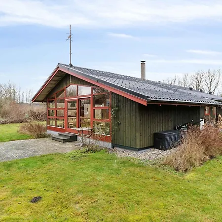Cozy Summer House In Trend Logstor