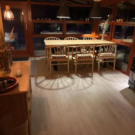 Gezellig Zomerhuis In Trend * Logstor