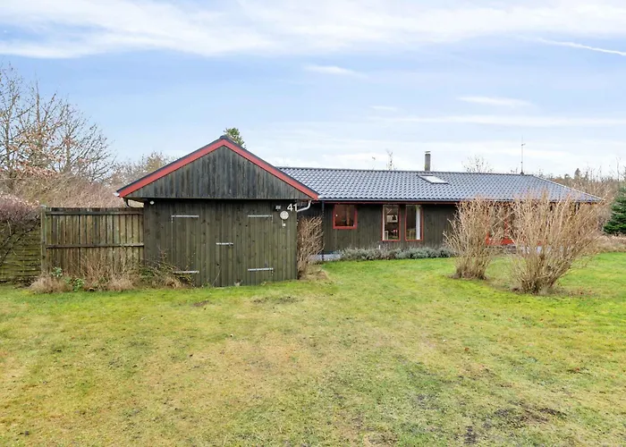 Cozy Summer House In Trend 別荘 *